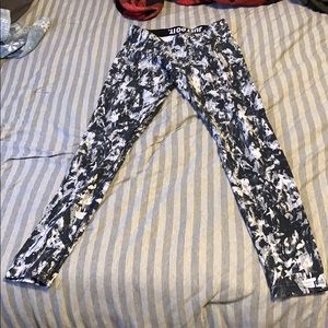 Woman’s Nike Leggings